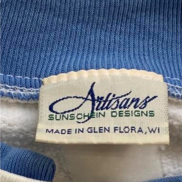 Vintage Artisan Christmas Sweater - Picture 6 of 6